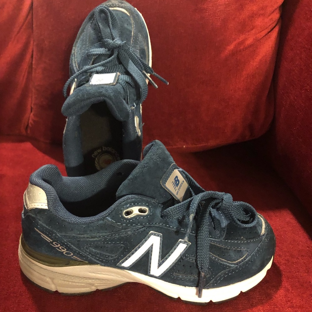 New Balance 990